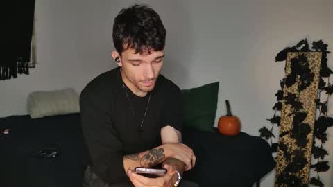 Snapshot of jackdesfeux chatting on 10-14-25, 07:42 Jack  online show from 10-14-25, 07:42