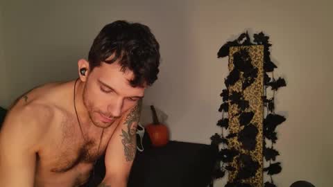 Snapshot of jackdesfeux chatting on 10-15-25, 09:42 Jack  online show from 10-15-25, 09:42