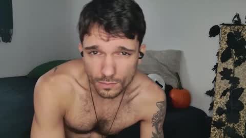 Snapshot of jackdesfeux chatting on 10-25-25, 05:51 Jack  online show from 10-25-25, 05:51