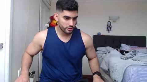 Snapshot of jackecuador chatting on 10-20-25, 05:35 Jack online show from 10-20-25, 05:35