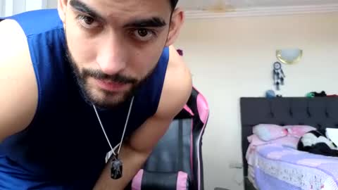 Snapshot of jackecuador chatting on 11-11-25, 04:29 Jack online show from 11-11-25, 04:29