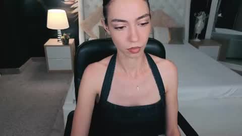 Snapshot of jackie__fox chatting on 06-15-26, 04:36 Jackie online show from 06-15-26, 04:36