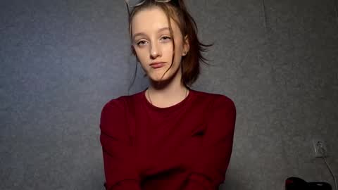 Lisa online show from 12-17-25, 11:49