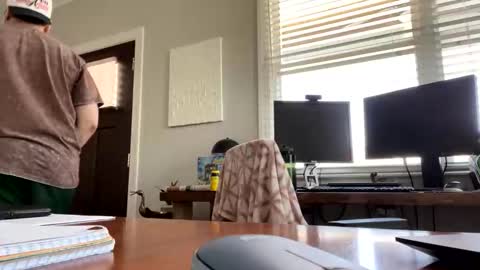 Jack Landon online show from 04-12-26, 04:34