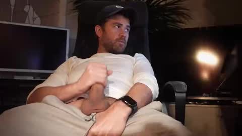 Snapshot of jackoffdude85 chatting on 11-25-25, 03:39 Colten Carter online show from 11-25-25, 03:39