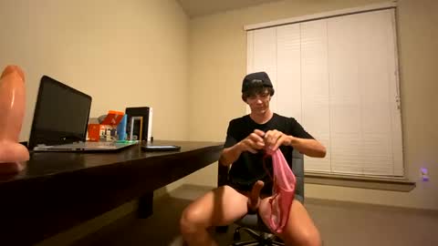 Snapshot of jacksoftboy chatting on 02-26-25, 02:48 Jack Xavier  Missy online show from 02-26-25, 02:48
