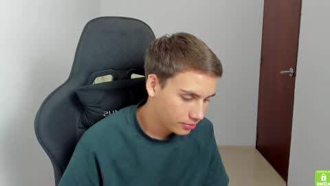 Snapshot of jackson_millers chatting on 02-27-25, 02:42 Jack online show from 02-27-25, 02:42