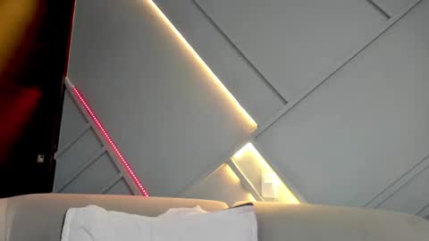 Snapshot of jackson_wayne__ chatting on 02-19-25, 10:31 Jackson Wayne online show from 02-19-25, 10:31