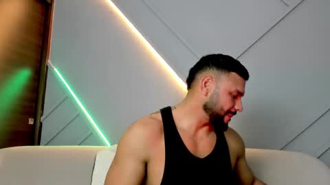 Snapshot of jackson_wayne__ chatting on 03-04-25, 12:29 Jackson Wayne online show from 03-04-25, 12:29