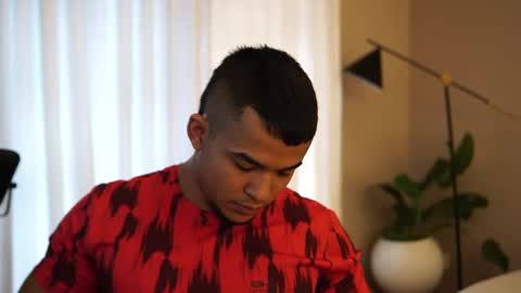 Jackson Bell online show from 09-30-25, 05:40