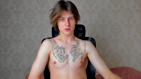 Snapshot of jacksonvox chatting on 12-15-24, 09:31 Nikolay online show from 12-15-24, 09:31