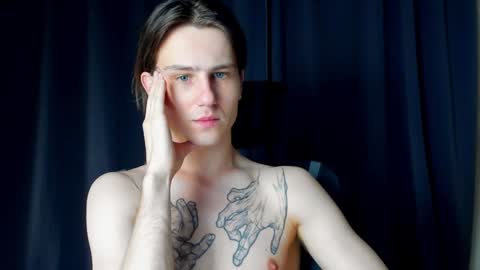 Snapshot of jacksonvox chatting on 01-12-25, 03:39 Nikolay online show from 01-12-25, 03:39