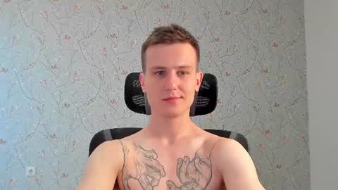 Snapshot of jacksonvox chatting on 06-19-26, 04:06 Nikolay online show from 06-19-26, 04:06