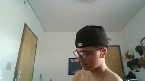 Snapshot of jackstrongof chatting on 05-28-26, 11:57 ImZacharyTyler online show from 05-28-26, 11:57