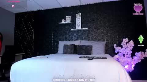 jacky_wolf1 online show from 07-11-26, 06:43