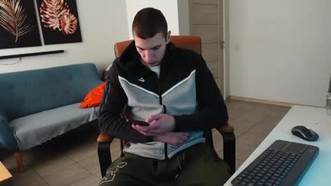 JACOB DEVON online show from 04-11-26, 05:56