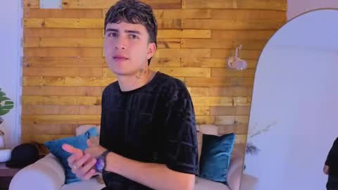 Jacob online show from 05-12-26, 07:44
