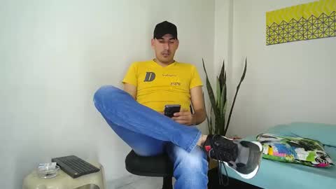 Jacob And Jayden online show from 02-19-25, 07:16