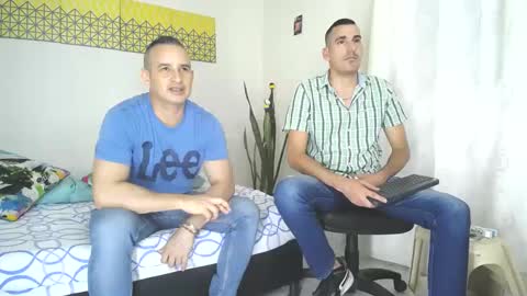 Jacob And Jayden online show from 03-06-25, 08:59