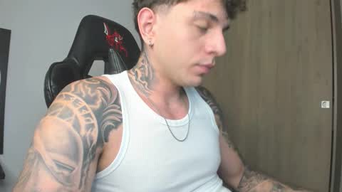 jacobb116 online show from 10-07-25, 12:19