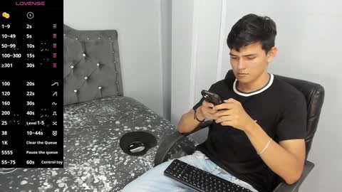 Jacob Lee online show from 12-20-24, 07:39