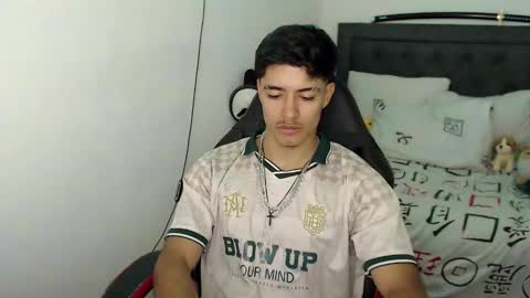 Snapshot of jacobbakerr chatting on 05-02-26, 01:16 Jacobbakerr online show from 05-02-26, 01:16