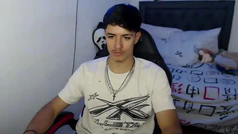 Snapshot of jacobbakerr chatting on 05-05-26, 01:35 Jacobbakerr online show from 05-05-26, 01:35
