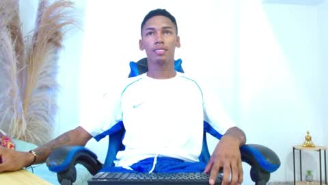 Snapshot of jacobcum18 chatting on 05-14-26, 02:13 jacobcum18 online show from 05-14-26, 02:13