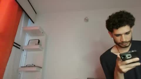 JACOB  ROBIN online show from 10-09-25, 02:48