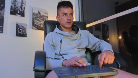 Snapshot of jacobstones_ chatting on 01-21-25, 06:22 JACOB STONES online show from 01-21-25, 06:22