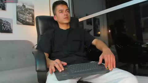 Snapshot of jacobstones_ chatting on 02-02-25, 06:37 JACOB STONES online show from 02-02-25, 06:37