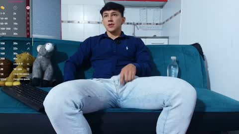 Snapshot of jacques_cardiet chatting on 04-24-26, 01:35 jacobo online show from 04-24-26, 01:35