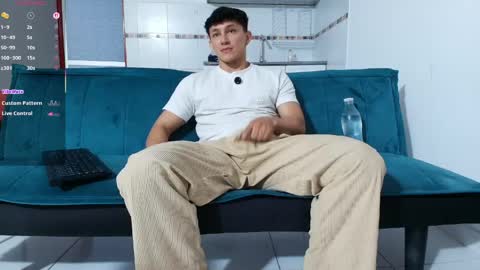 Snapshot of jacques_cardiet chatting on 06-05-26, 02:12 jacobo online show from 06-05-26, 02:12