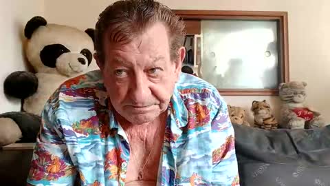 Snapshot of jacques_de_france chatting on 06-10-26, 04:06 Jacques online show from 06-10-26, 04:06