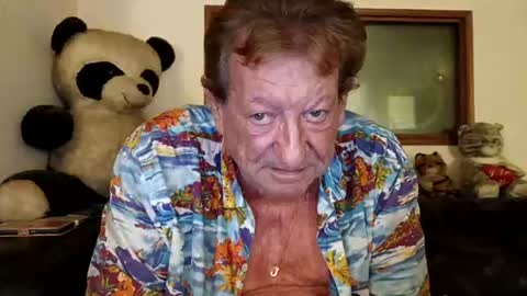 Snapshot of jacques_de_france chatting on 07-10-26, 12:37 Jacques online show from 07-10-26, 12:37