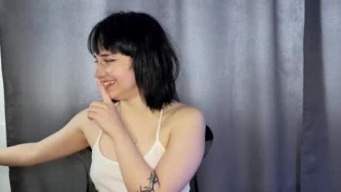 Sofia online show from 03-08-26, 01:04