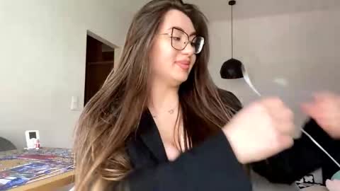 Hey there my name is Lina online show from 03-02-26, 11:39