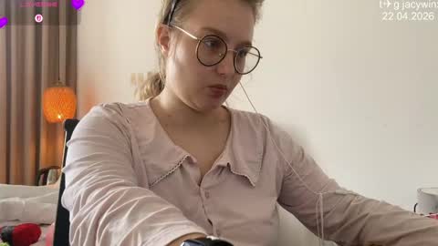 jacywinslat online show from 04-22-26, 05:43