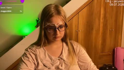 jacywinslat online show from 07-09-26, 02:21