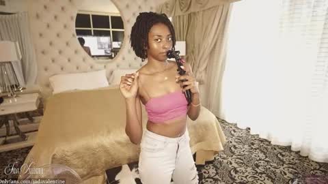 Jada online show from 01-11-26, 02:44