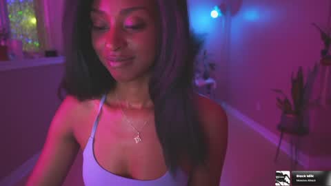 Snapshot of jada_valentine chatting on 04-12-26, 03:11 Jada online show from 04-12-26, 03:11