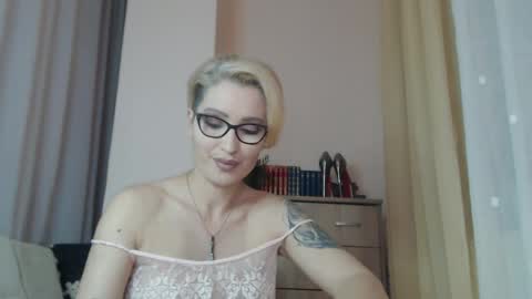 Jada online show from 05-28-26, 06:27