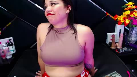 Jade online show from 01-08-25, 08:27