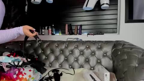 Jade online show from 09-09-25, 02:55