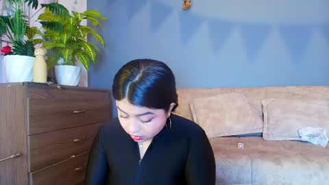 Snapshot of jade_brunnette chatting on 06-30-26, 08:21 Jade Brunete online show from 06-30-26, 08:21