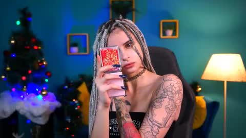 jade_castle online show from 12-18-24, 02:10