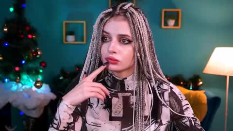 jade_castle online show from 12-19-24, 03:18