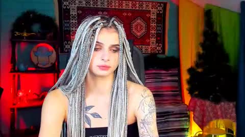 jade_castle online show from 12-24-24, 12:22