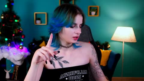 jade_castle online show from 12-31-24, 10:58