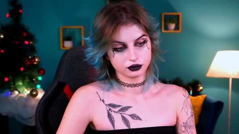 jade_castle online show from 01-12-25, 10:12